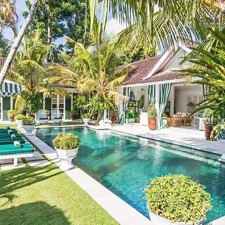 Pineapple Hill 4 Bed Luxury Villa