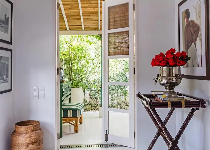 Villa Pineapple Hill 4 Bed Luxury *