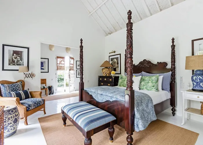 Pineapple Hill 4 Bed Luxury
